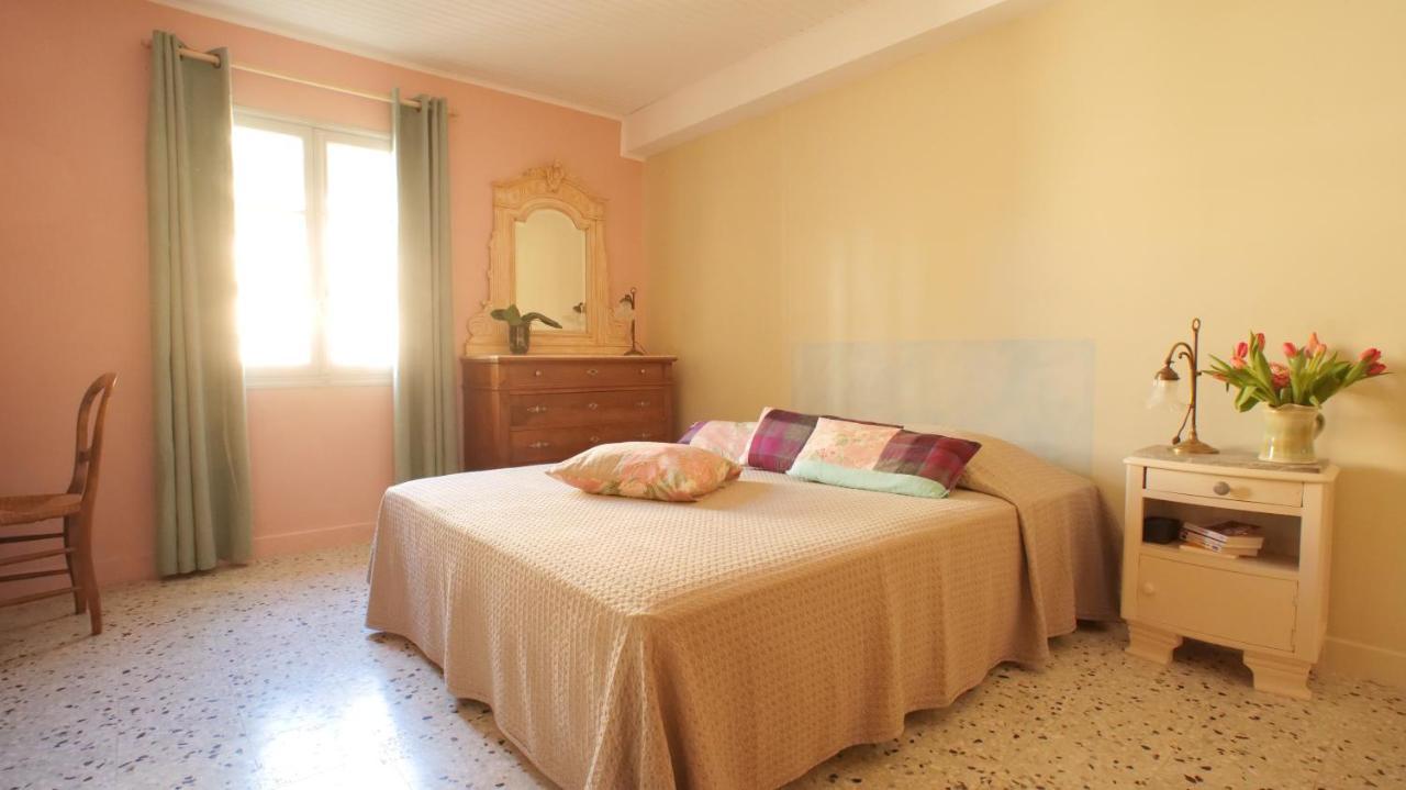 Appartamento Au Coin De La Roquette Arles Esterno foto